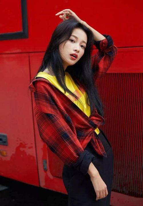 孫怡出道前爆料視頻,揭秘娛樂圈背后的真相 第3張 孫怡出道前爆料視頻,揭秘娛樂圈背后的真相 第3張