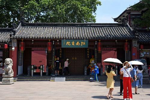 三字弟弟八卦爆料視頻,揭秘娛樂圈幕后真相  第2張