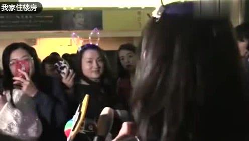 三亞網(wǎng)紅爆料事件視頻,揭秘幕后真相 第1張 三亞網(wǎng)紅爆料事件視頻,揭秘幕后真相 第1張