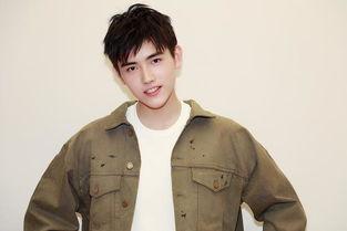 陳飛宇上學爆料視頻,校園生活趣味橫生 第2張 陳飛宇上學爆料視頻,校園生活趣味橫生 第2張