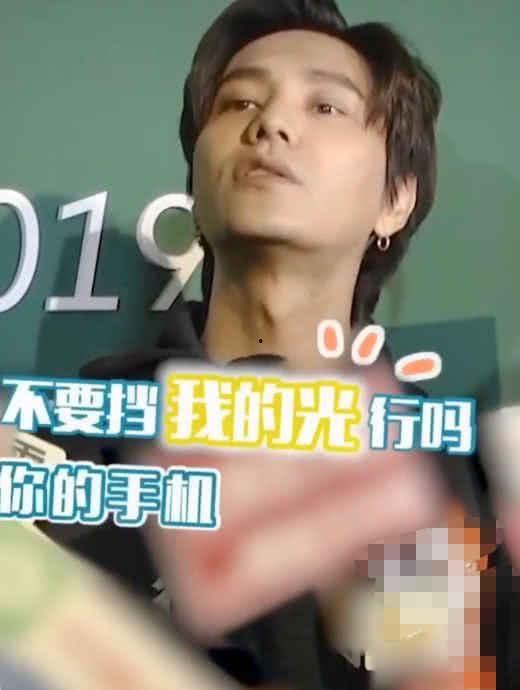 陳坤最近爆料視頻,一場(chǎng)關(guān)于成長(zhǎng)與堅(jiān)持的深刻對(duì)話