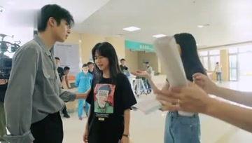 娛樂吃瓜小仔,吃瓜小仔帶你探秘明星幕后故事 第1張 娛樂吃瓜小仔,吃瓜小仔帶你探秘明星幕后故事 第1張