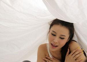 床上大戰視頻在線觀看,揭秘床上大戰視頻的在線觀看熱潮 第2張 床上大戰視頻在線觀看,揭秘床上大戰視頻的在線觀看熱潮 第2張