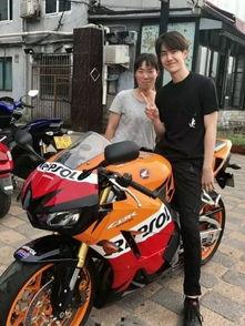 摩托小刀娛樂圈吃瓜,揭秘明星幕后那些事兒  第3張