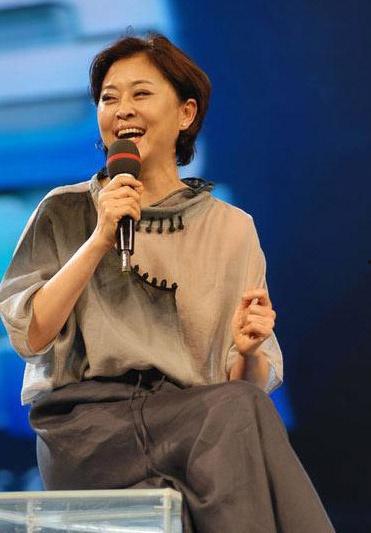 倪萍爆料趣事視頻大全最新,揭秘娛樂圈幕后趣事大盤點  第3張