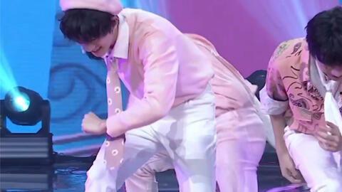 育才學(xué)生爆料丁程鑫視頻,育才學(xué)生獨(dú)家爆料，揭秘校園生活幕后  第3張