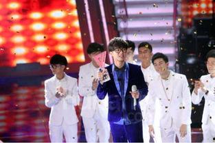 華晨宇四面臺爆料視頻,華晨宇四面臺演唱會精彩瞬間大揭秘  第3張