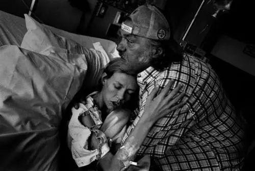 美國攝影師爆料肺炎視頻,真相觸目驚心  第2張