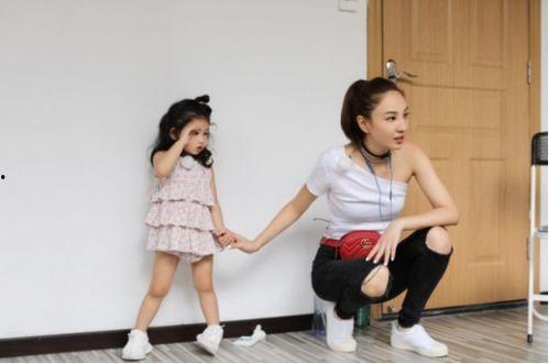 醫生爆料鄭希怡視頻大全,揭秘背后驚人內幕