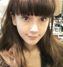 女明星小霏爆料視頻播放,揭秘娛樂(lè)圈幕后真相  第3張