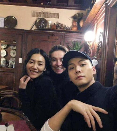 劉雯戀情爆料最新視頻,甜蜜視頻揭露神秘男友身份 第3張 劉雯戀情爆料最新視頻,甜蜜視頻揭露神秘男友身份 第3張