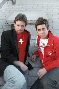 欲蓋弄潮在線觀看神馬,揭秘網絡熱劇背后的風云變幻  第2張